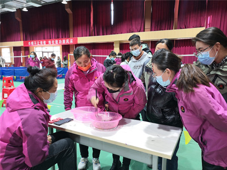 ���F��˾�_(k��i)չ������Ȥζ�\��(d��ng)��(hu�� )